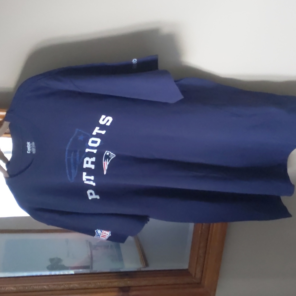 Men's Patriots top - Picture 2 of 6